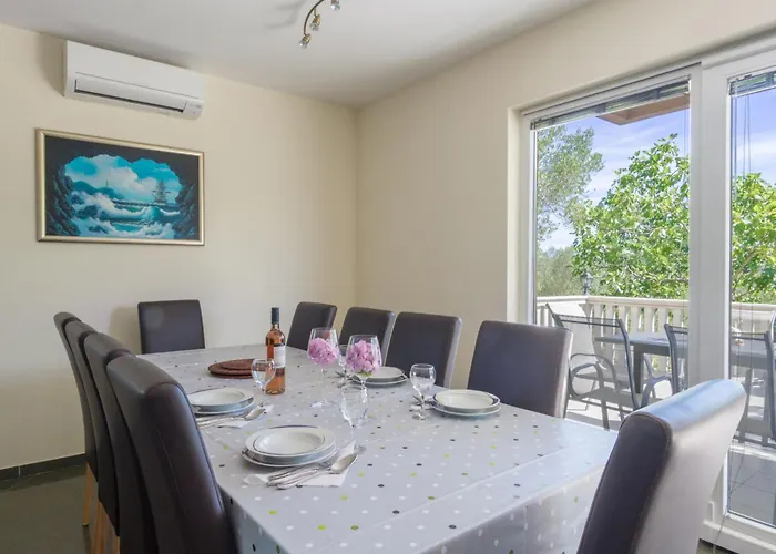 Vikendica Tea By Interhome Nevidane