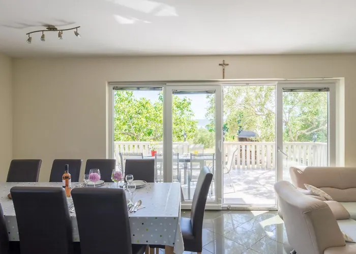 Tea By Interhome * Neviđane